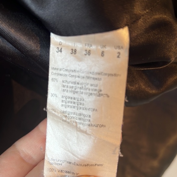 Black Hugo Boss belted wool and angora coat - Picture 7 of 7